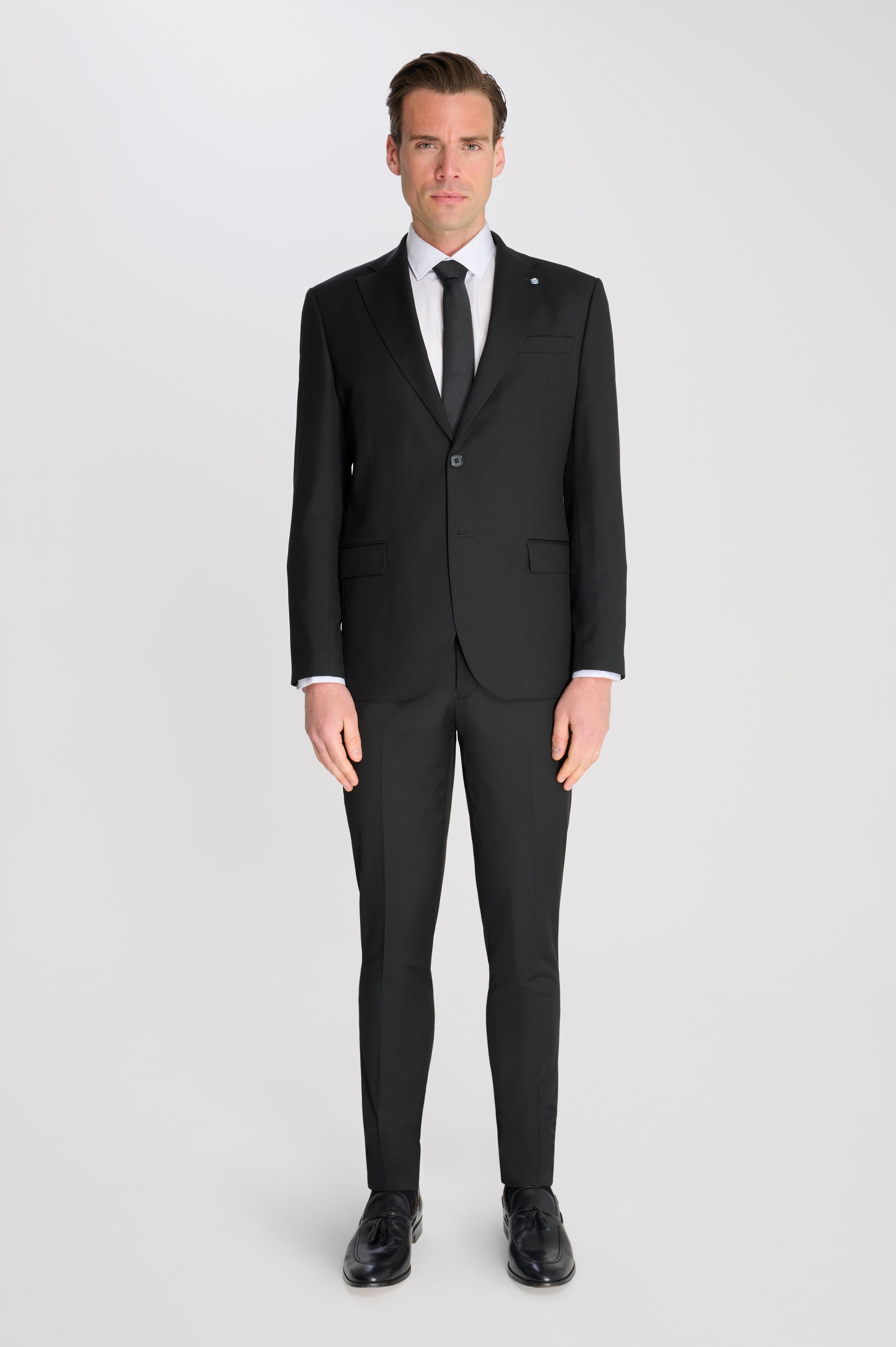 Edina 2 Piece Suit Set by Carter & Jones in Black RRP £179