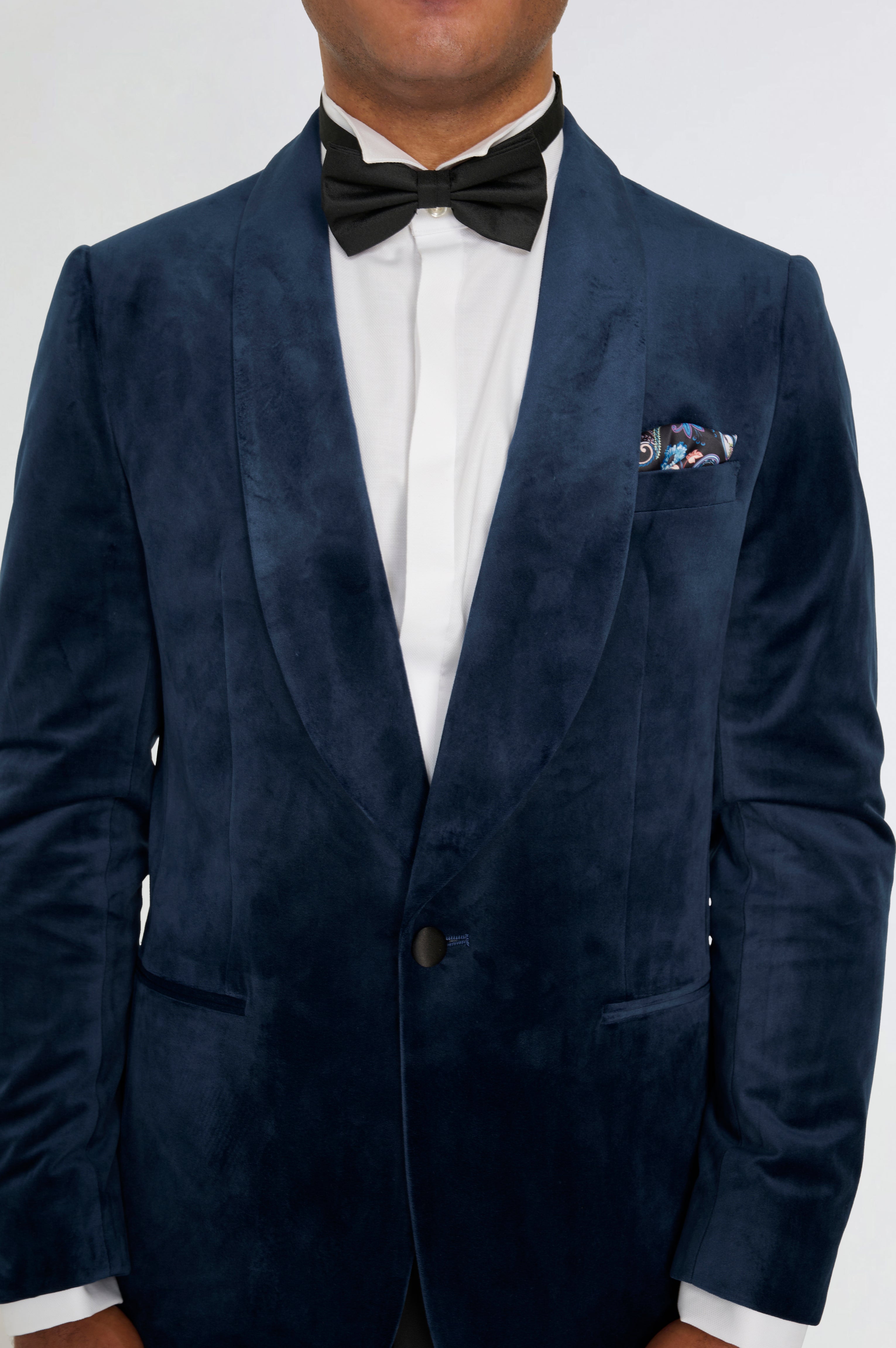 Leo Velvet Tuxedo Dinner Jacket with Shawl Lapel Detail in Navy RRP £159