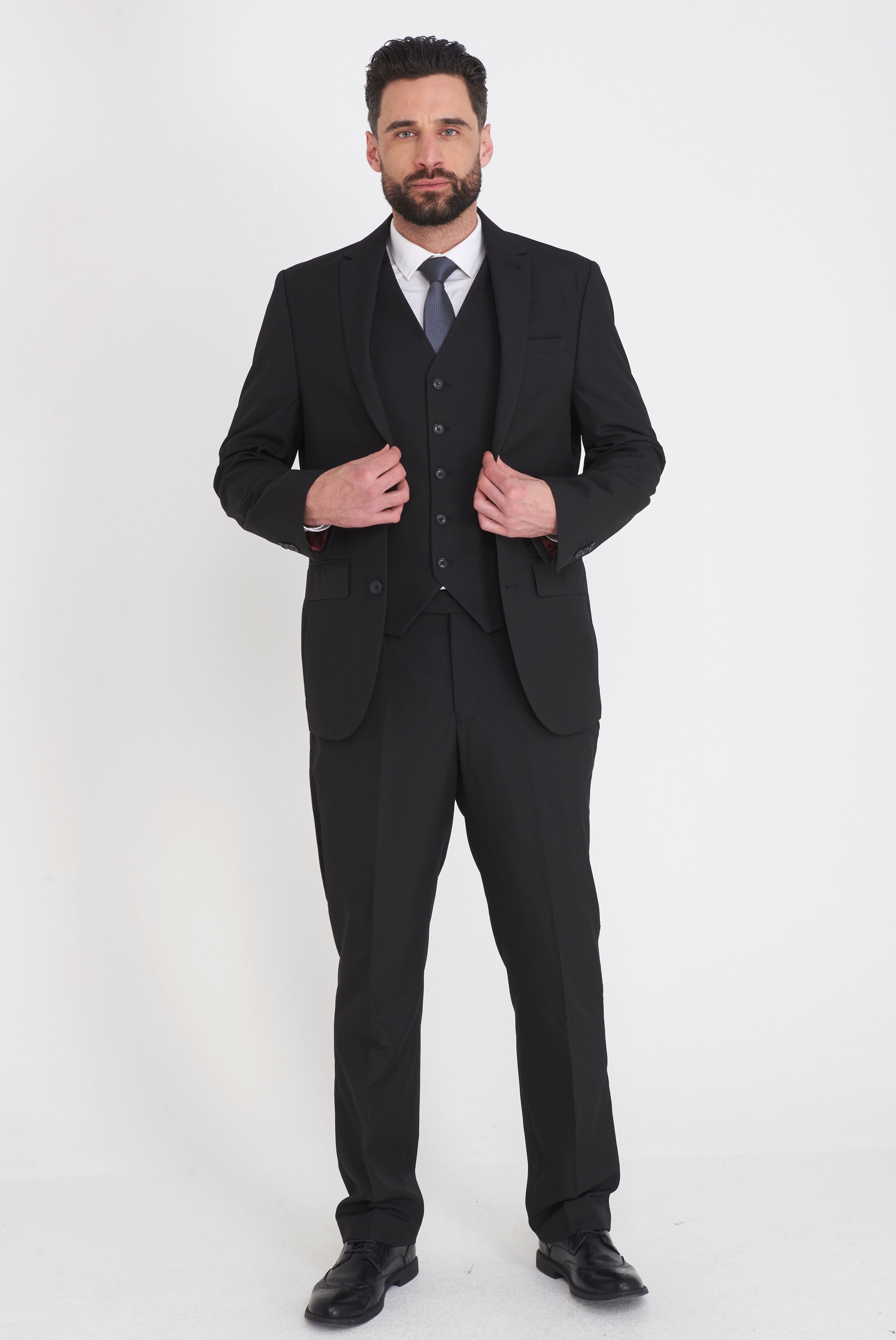 Carter & Jones Black  Big & Tall Three Piece Tailored Fit Suit RRP £249