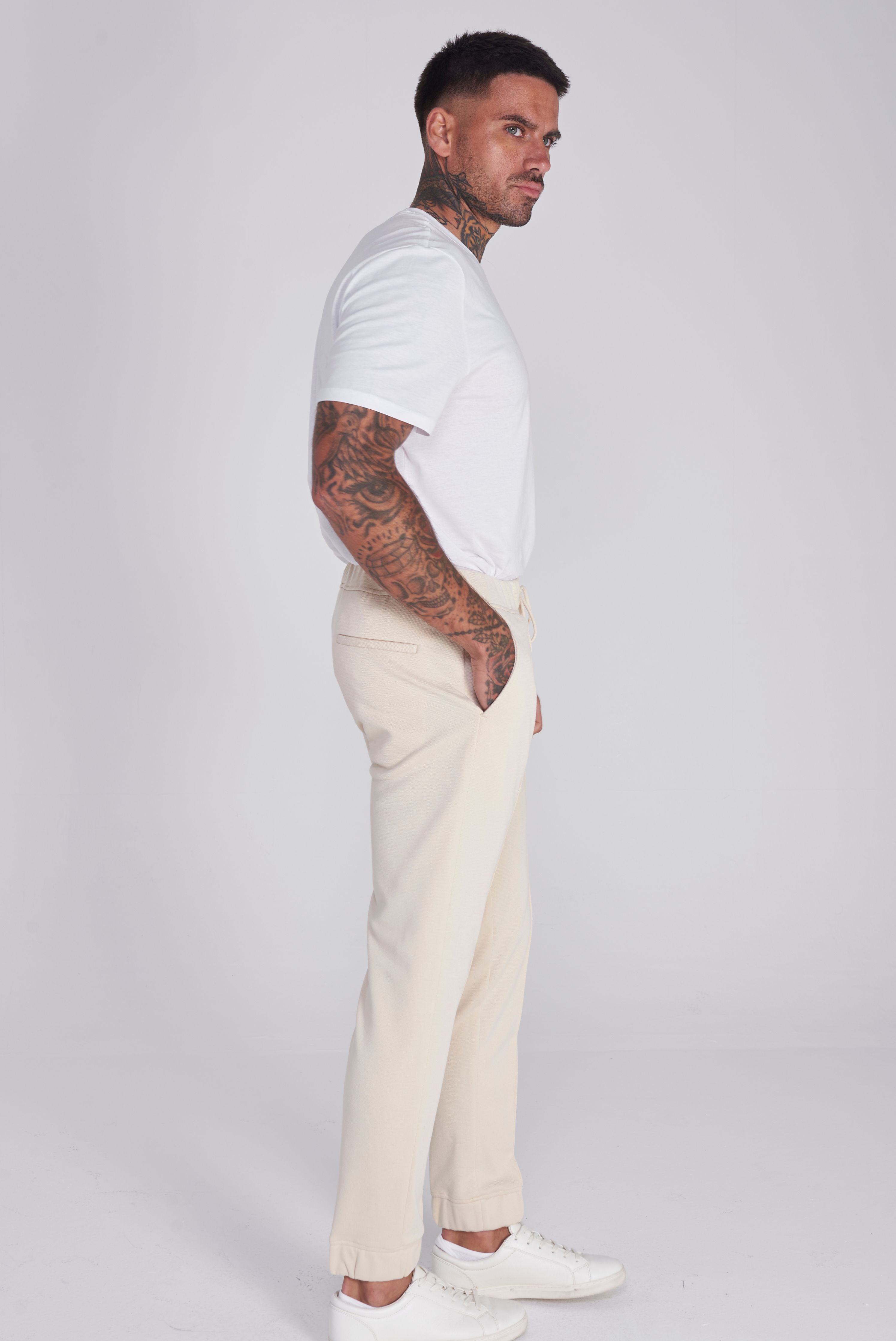 Gisborne Cotton Trouser in Oatmeal RRP £80