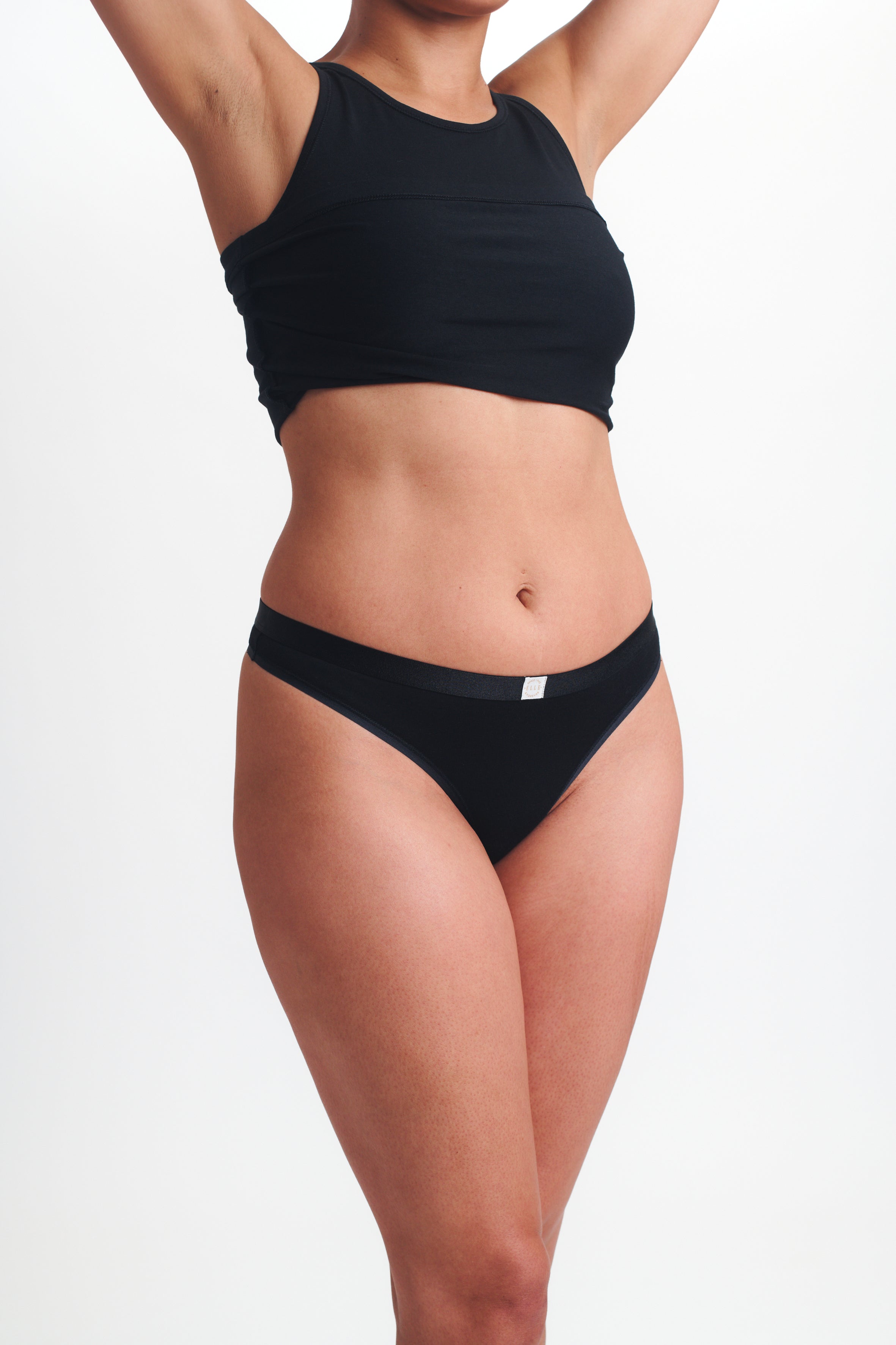 3 Pack Super Soft Cotton Heritage Patch Thongs in Black RRP £22