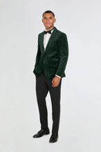 Load image into Gallery viewer, Leo Velvet Tuxedo Dinner Jacket with Shawl Lapel Detail in Emerald Green RRP £159
