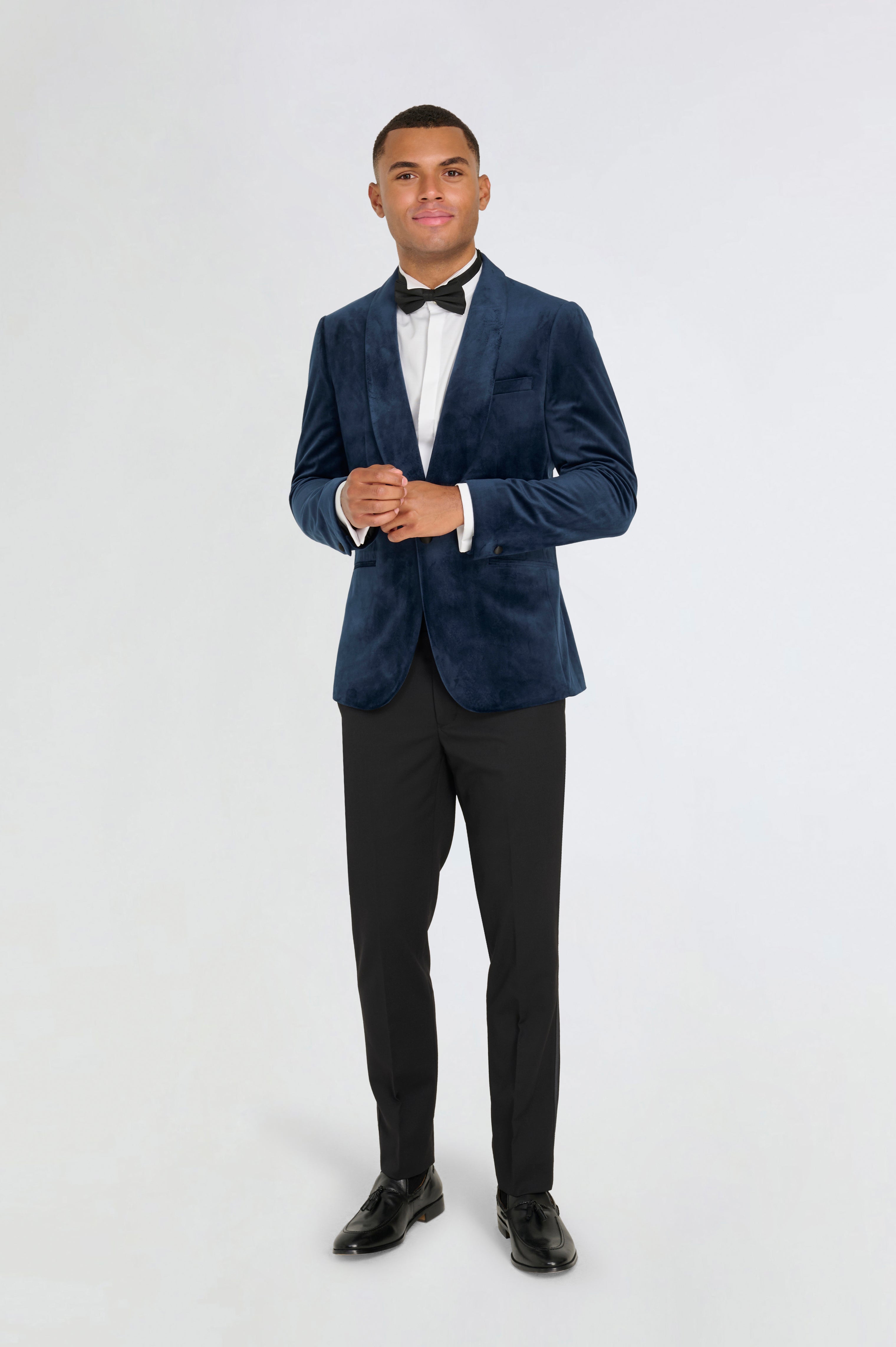 Leo Velvet Tuxedo Dinner Jacket with Shawl Lapel Detail in Navy RRP £159