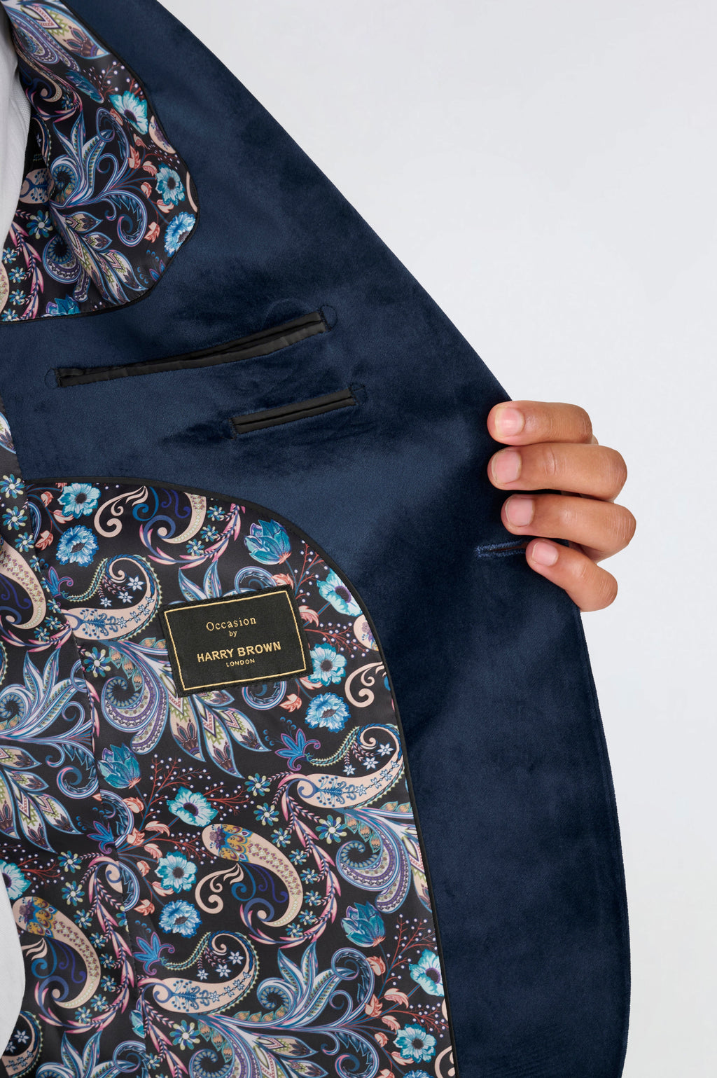 Leo Velvet Tuxedo Dinner Jacket with Shawl Lapel Detail in Navy RRP £159