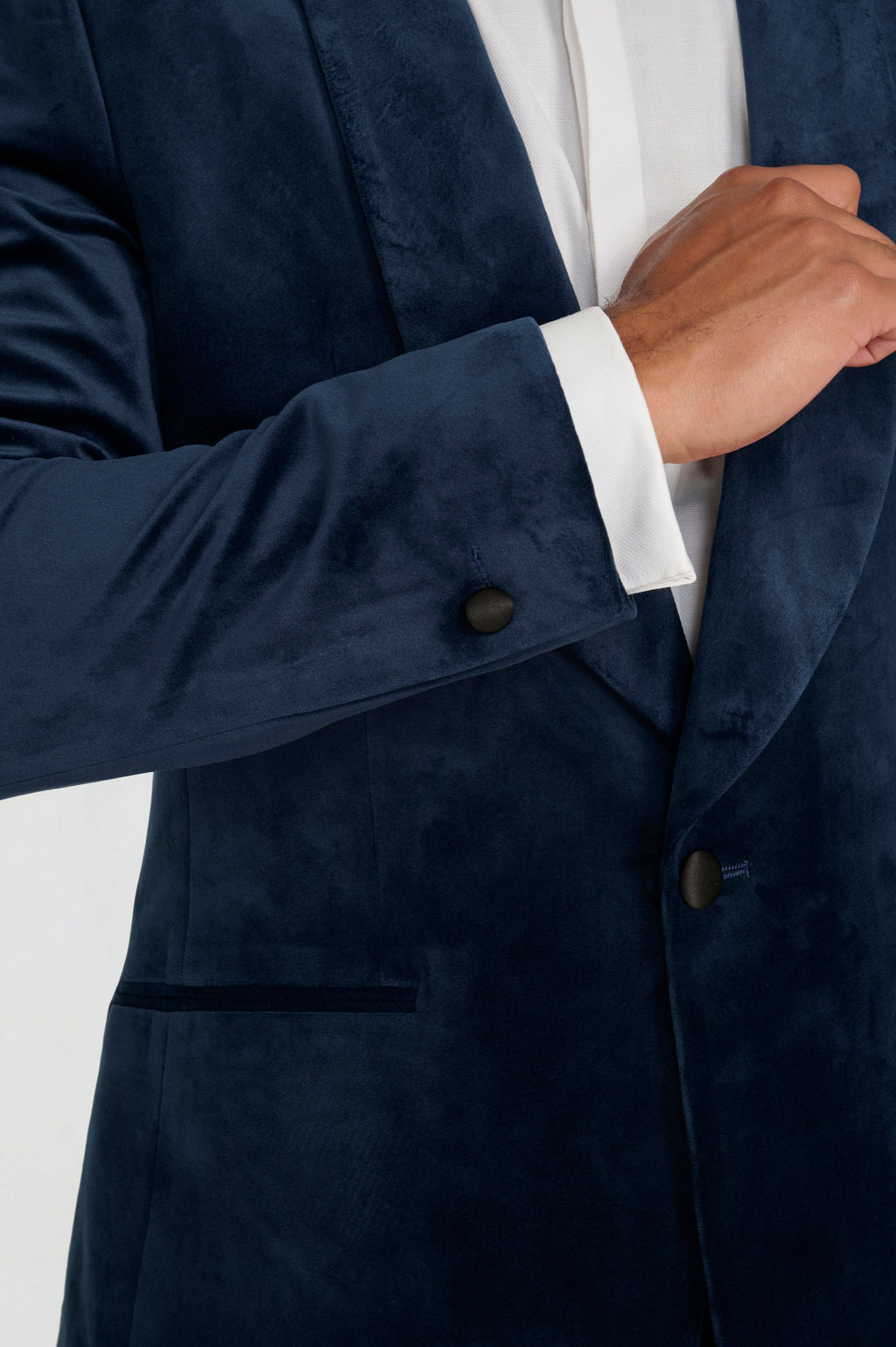 Leo Velvet Tuxedo Dinner Jacket with Shawl Lapel Detail in Navy RRP £159