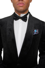 Load image into Gallery viewer, Leo Velvet Tuxedo Dinner Jacket with Shawl Lapel Detail in Black RRP £159
