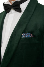 Load image into Gallery viewer, Leo Velvet Tuxedo Dinner Jacket with Shawl Lapel Detail in Emerald Green RRP £159
