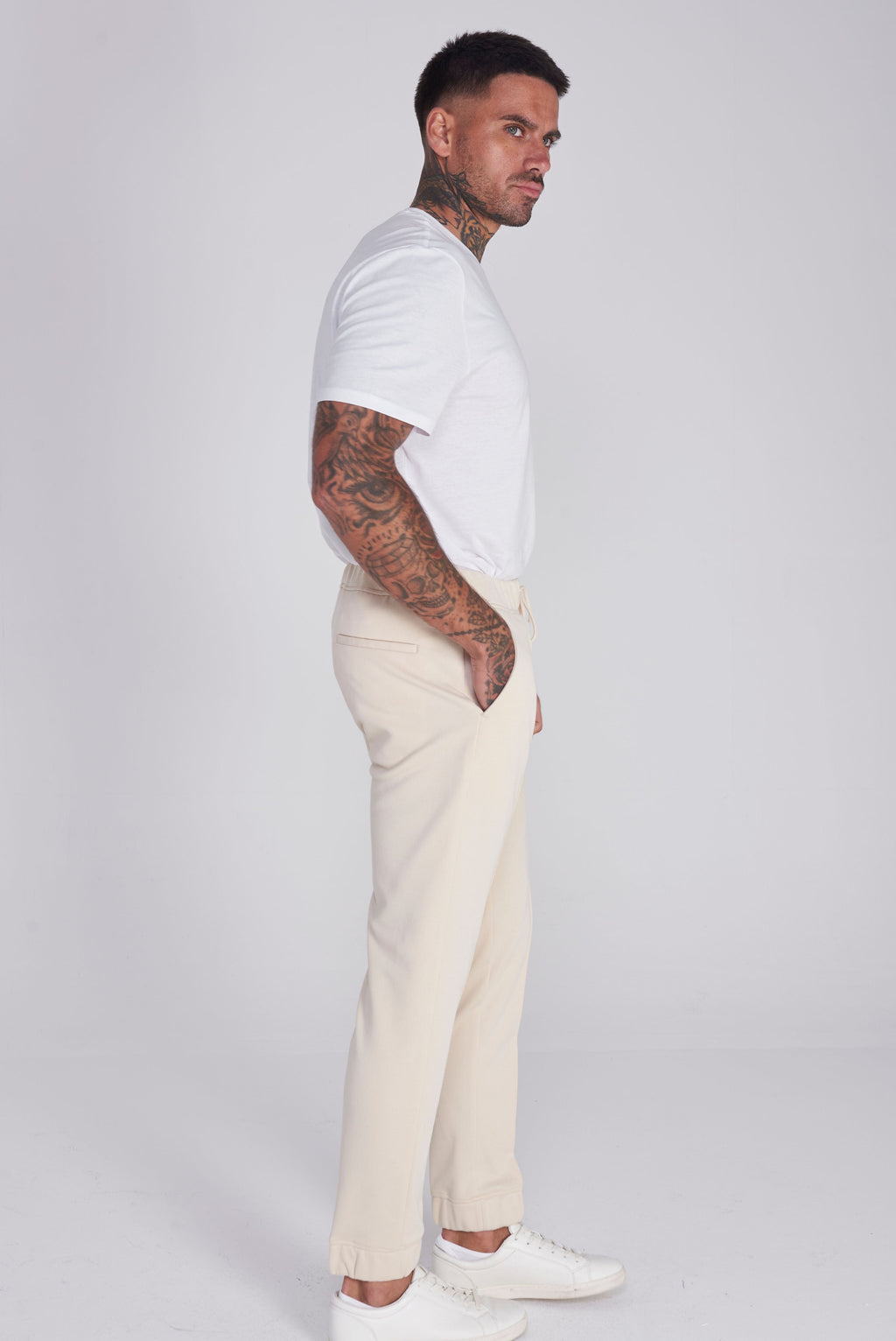 Gisborne Cotton Trouser in Oatmeal RRP £80